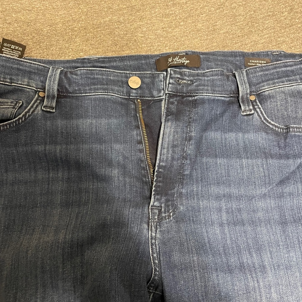 34 Heritage jeans Charisma 42 x 34. - Picture 3 of 4